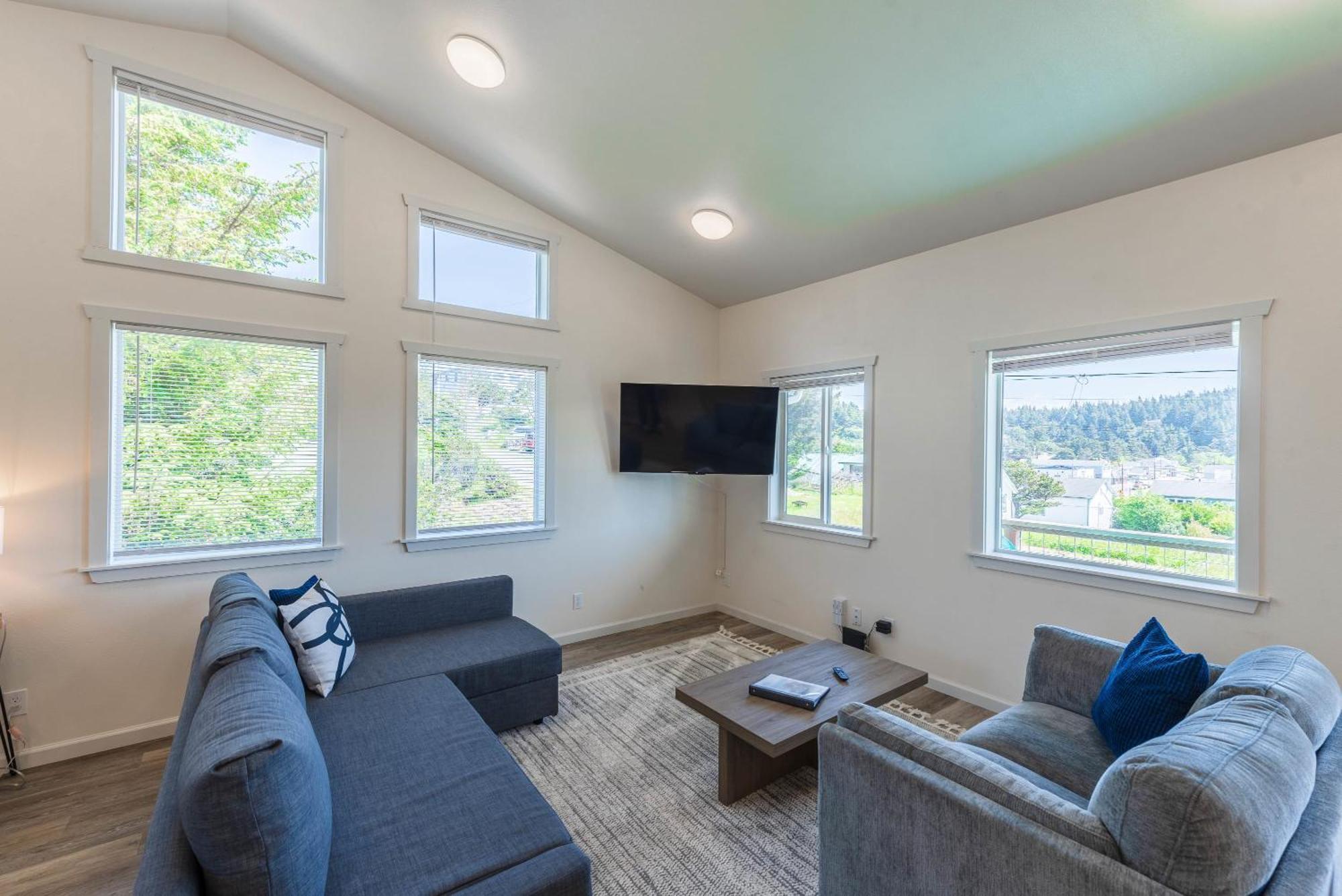 #Stayinmydistrict Oceanview Studio Loft Порт-Орфорд Экстерьер фото